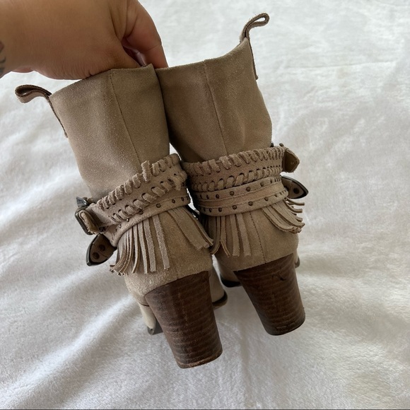 Shyanne Western Fringe Ankle Heeled Boots - Picture 4 of 10